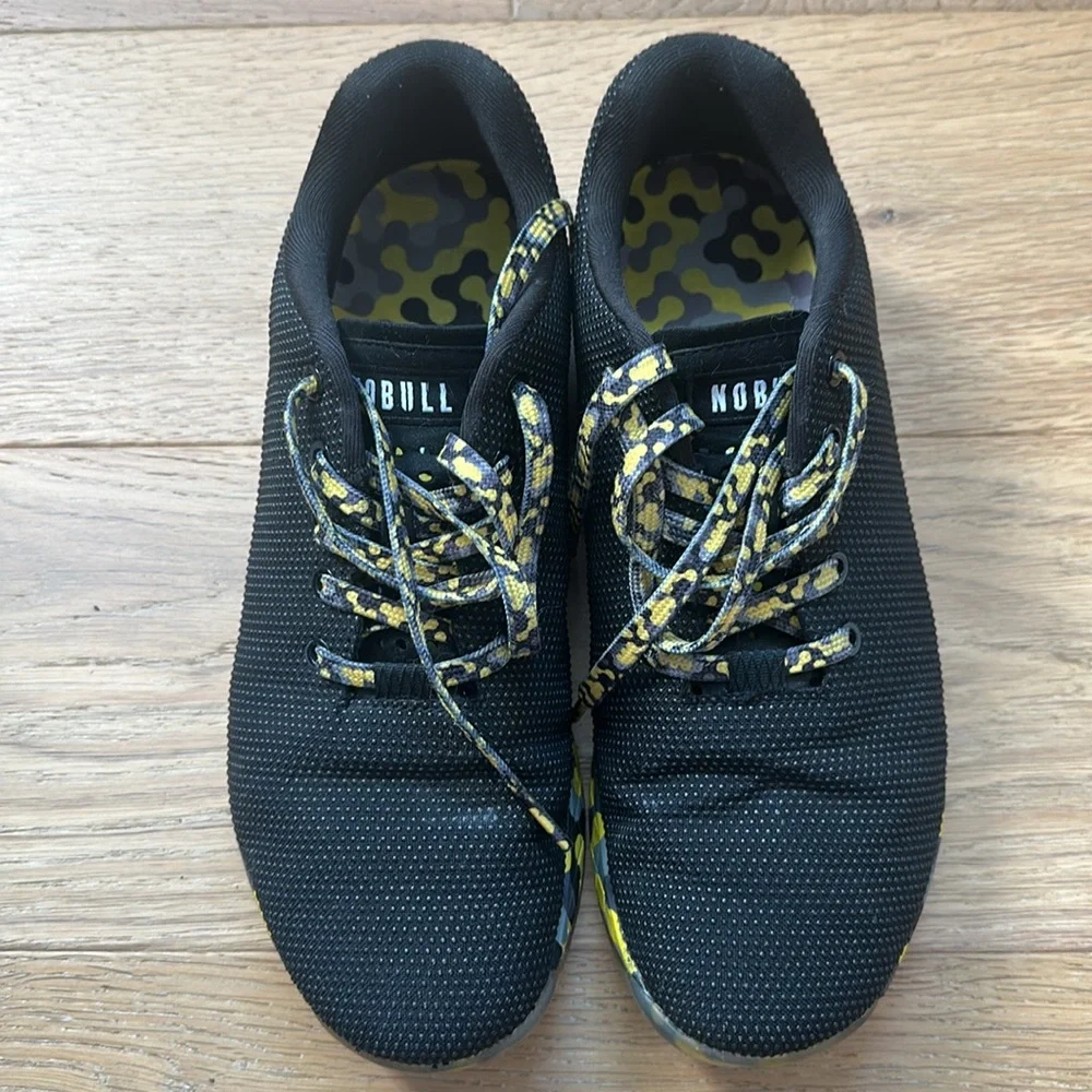 NOBULL Black and Yellow Mens 10.5  Sneakers - Picture 2 of 6